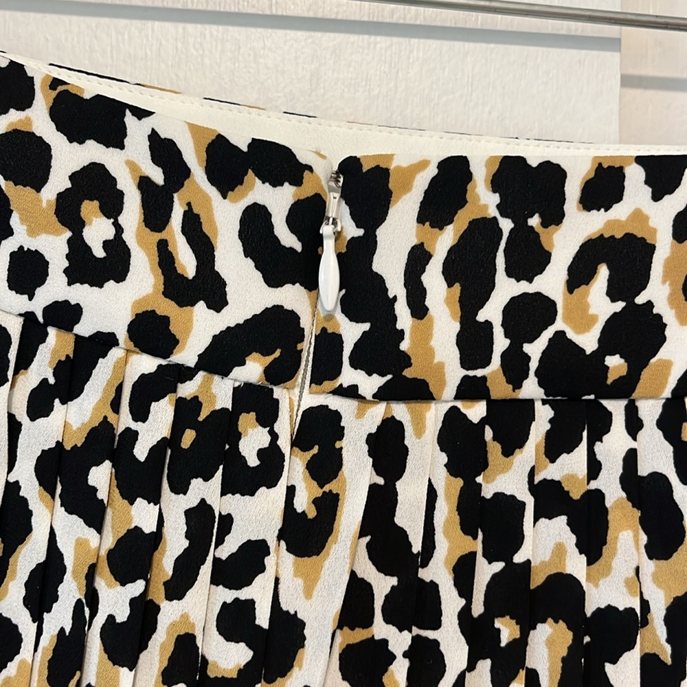 J crew pleated skirt - Picture 4 of 5